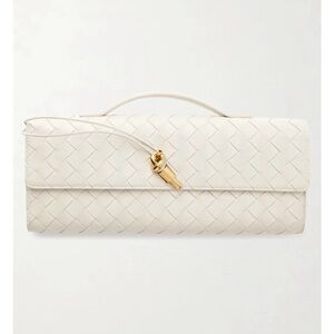 Few Moda Theia Bag Cream White Woven Clutch With Strap NEW